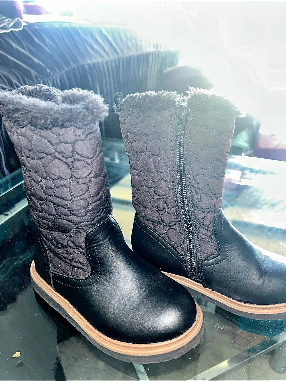 Black quilted heart shaped Boots size 8